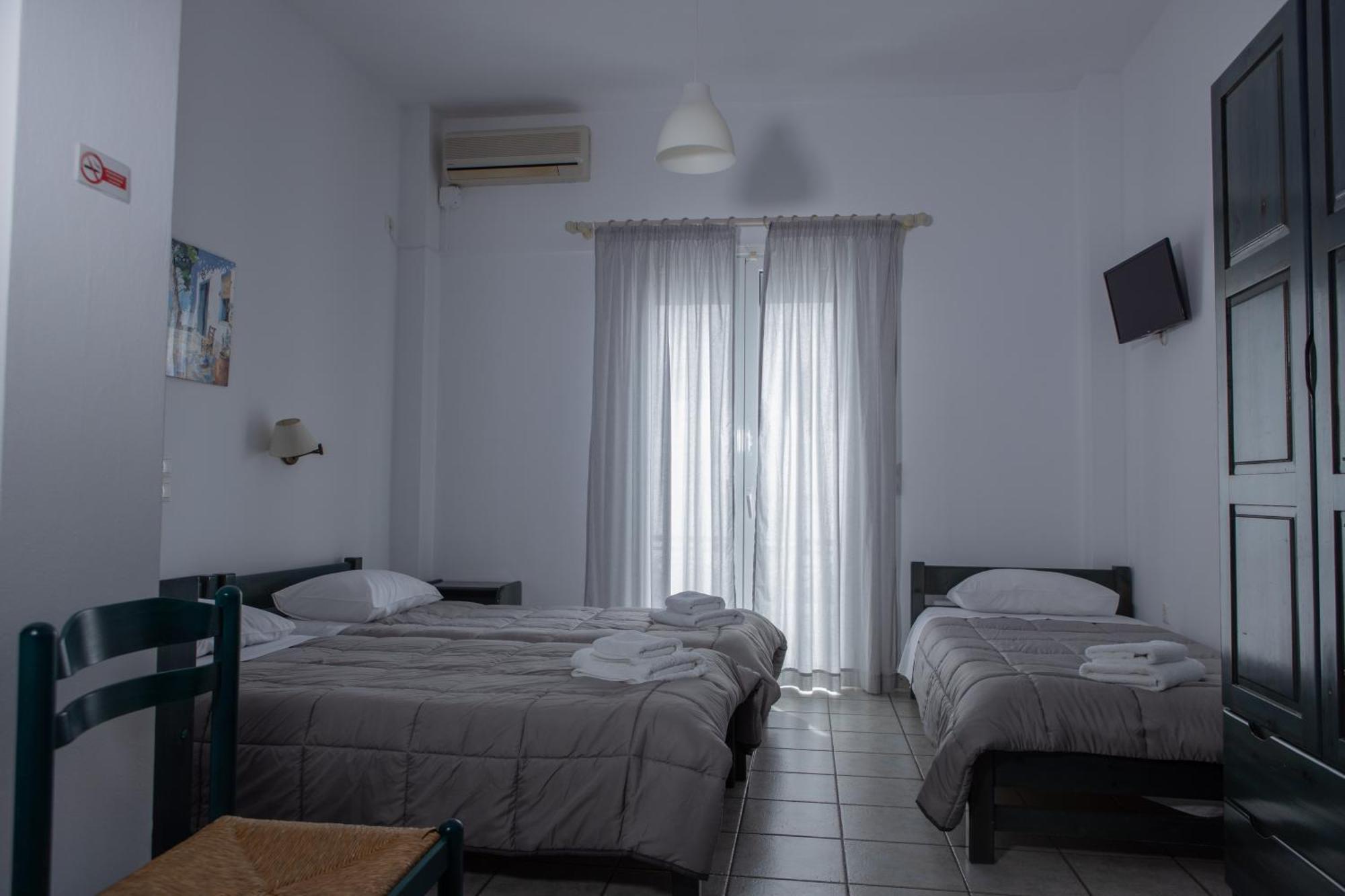 Soula Rooms Tínos Exterior foto